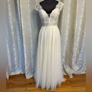 Maggie Sottero wedding dress Monarch 8M5751 New